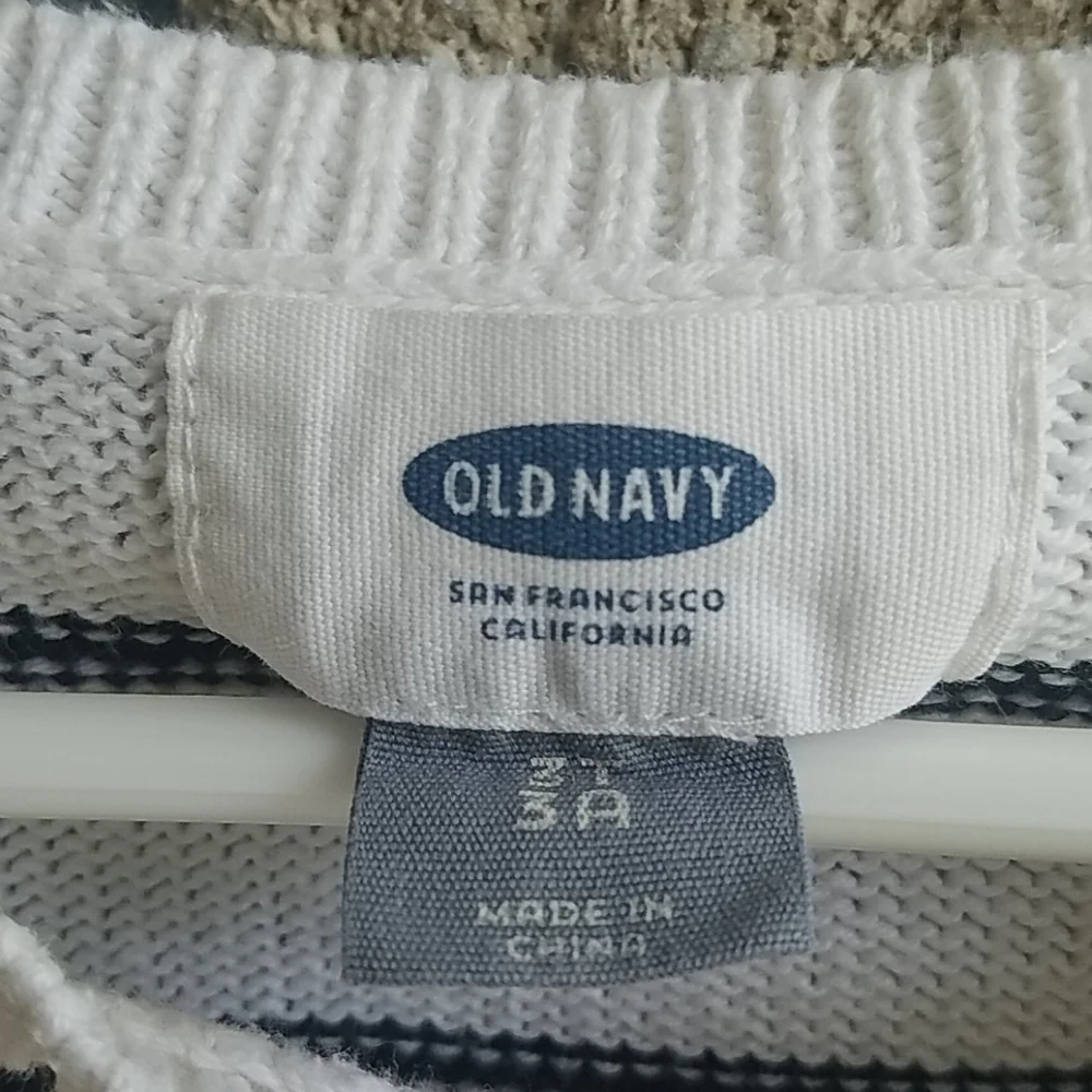 Old Navy Striped Pullover Top for Kids Girls Size 3T